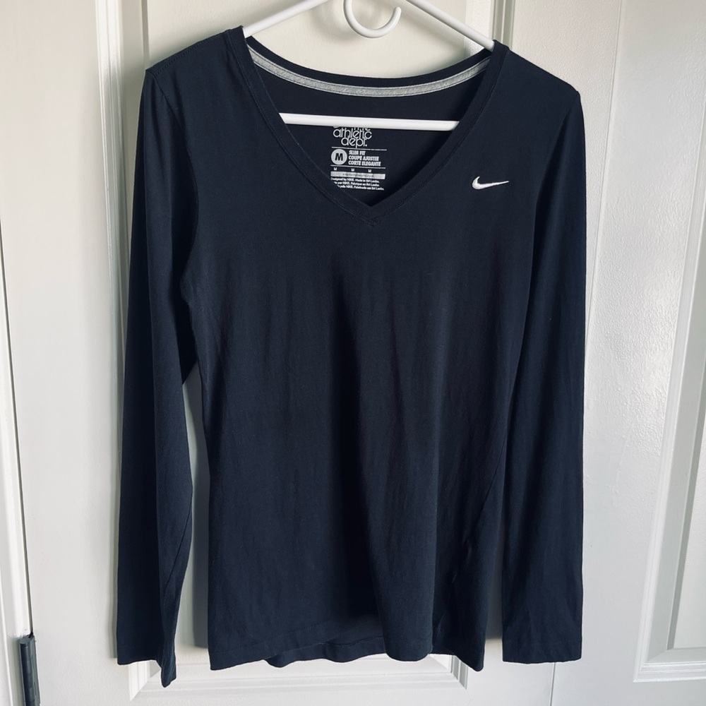 Nike Women’s Long Sleeve V-Neck T-shirt Black Size Medium